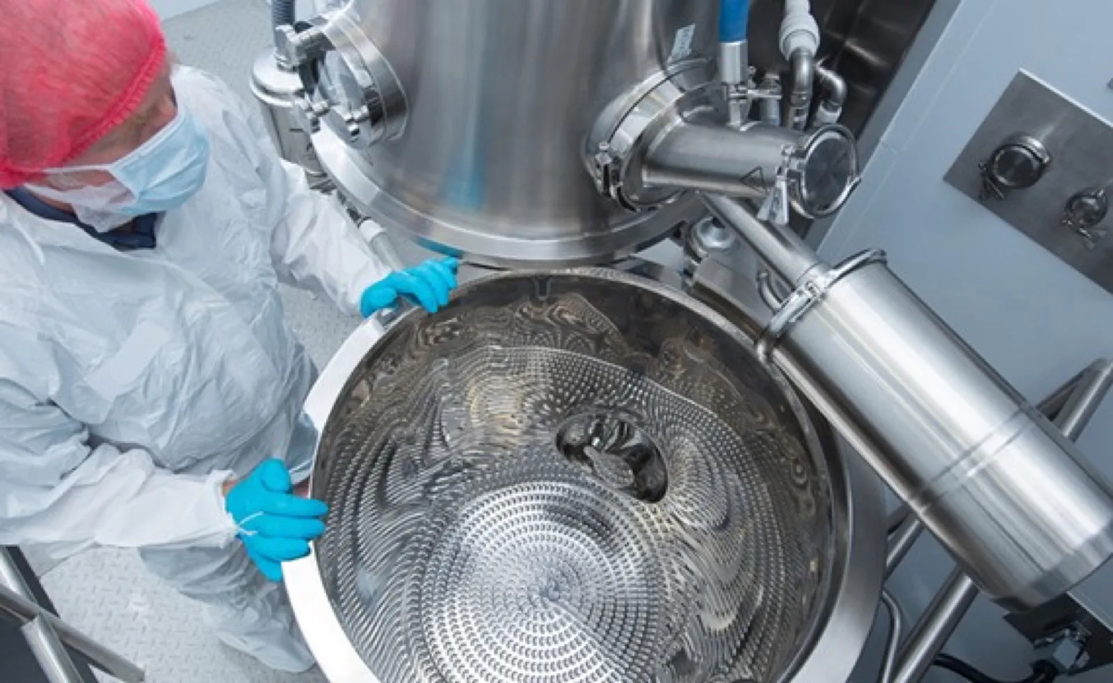 Fluidized bed dryer (FBD): granule drying unit and air pre-conditioning system